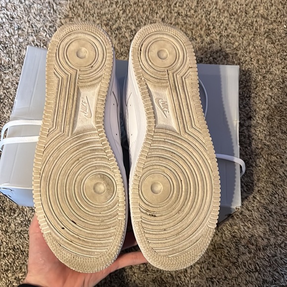 Men’s Nike Air Forces - Picture 2 of 4